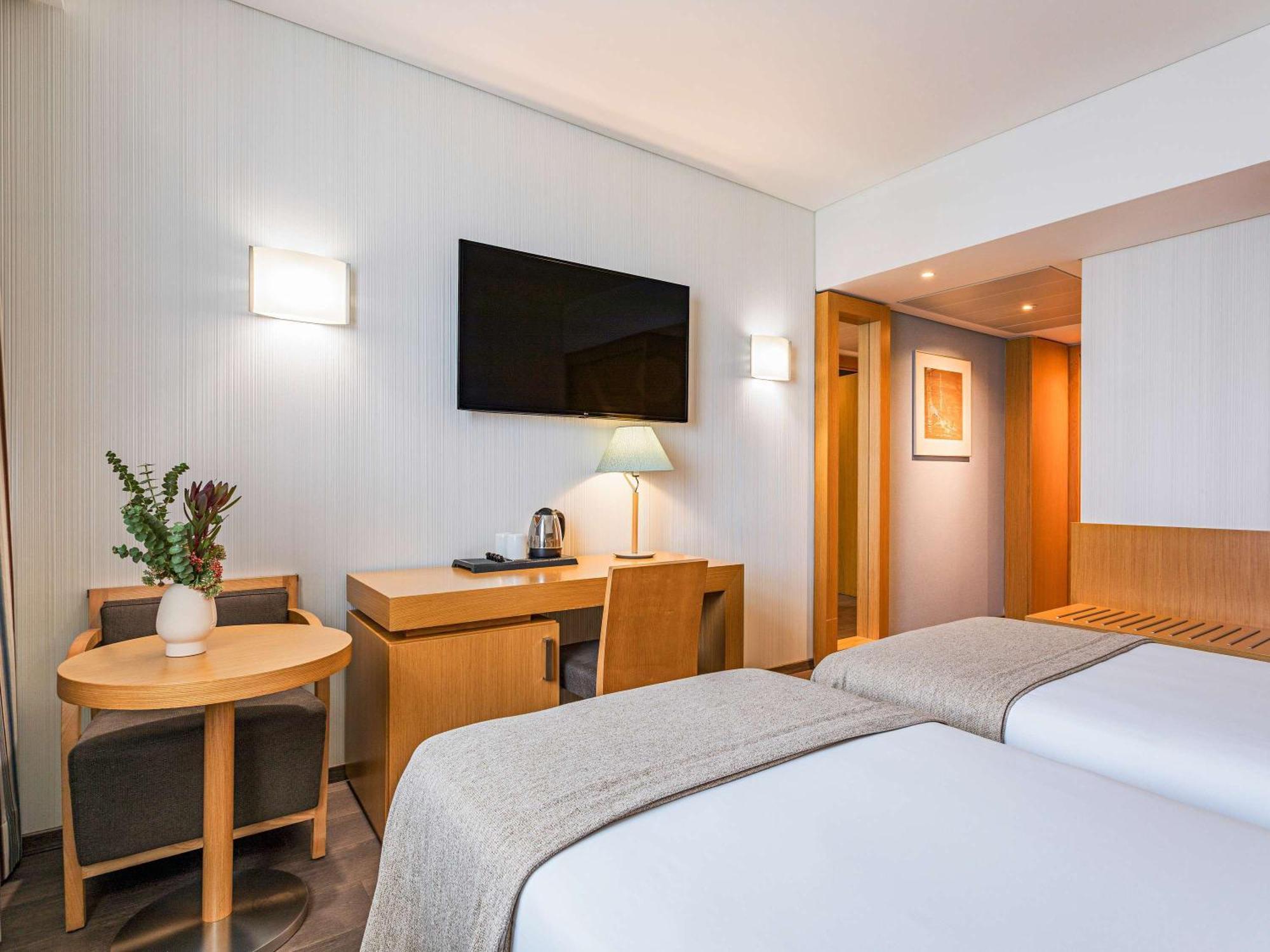 Mercure Lisboa Алмада Экстерьер фото