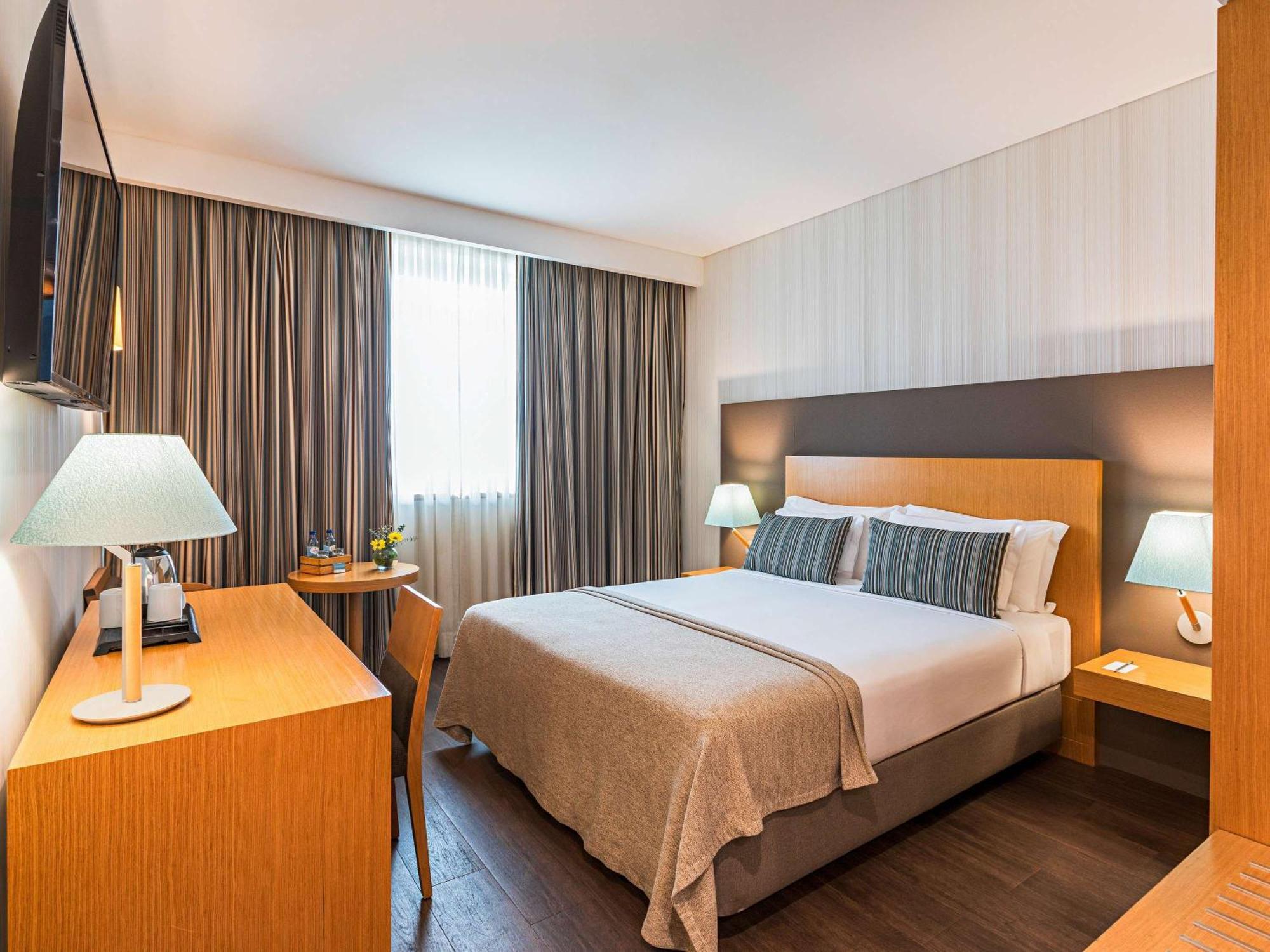 Mercure Lisboa Алмада Экстерьер фото