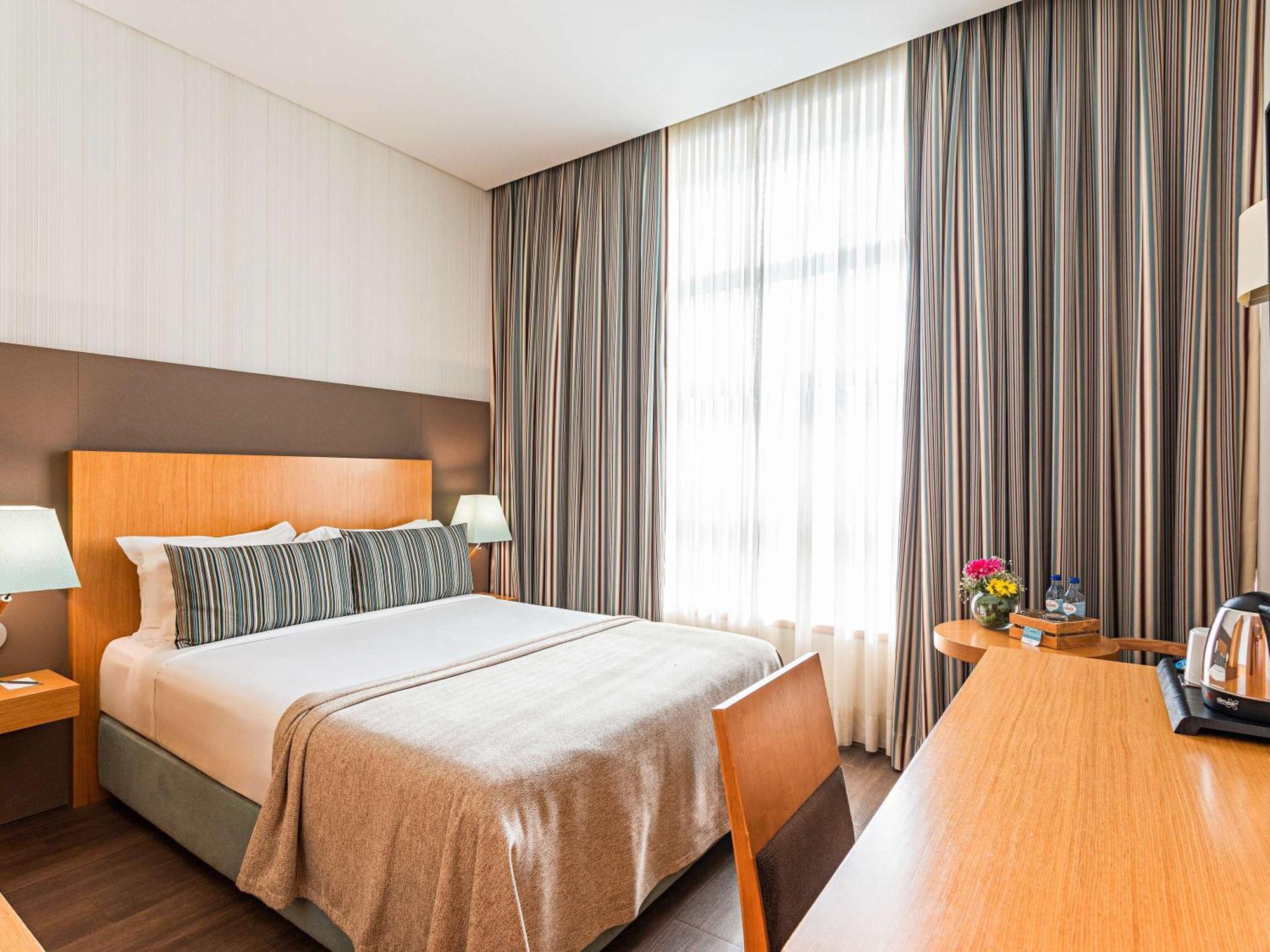 Mercure Lisboa Алмада Экстерьер фото